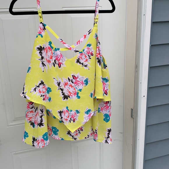 Torrid Sz 0 yellow tank with floral print - Picture 2 of 4